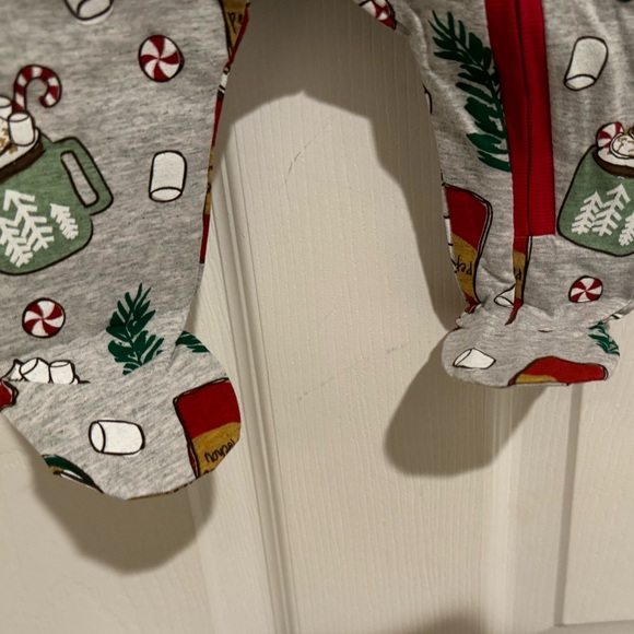 Mud Pie Infant Christmas Peppermint Cocoa Sleeper 0-3 Months, Winter Sleeper - Picture 8 of 14